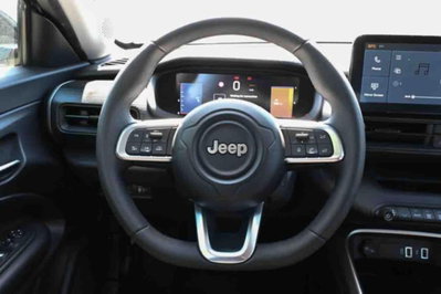 Jeep Avenger 1.2 turbo Altitude fwd 100cv (16)