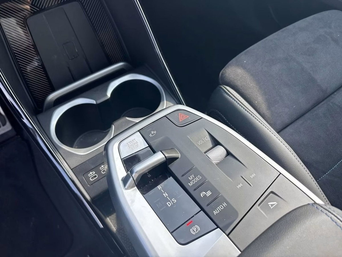 BMW X1 sDrive 18i Msport (12)