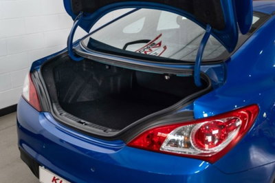Hyundai Genesis Coupe 2.0 Turbo Sport (18)