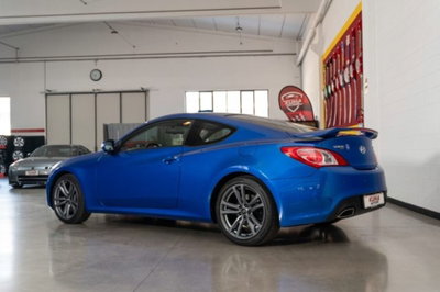 Hyundai Genesis Coupe 2.0 Turbo Sport (4)