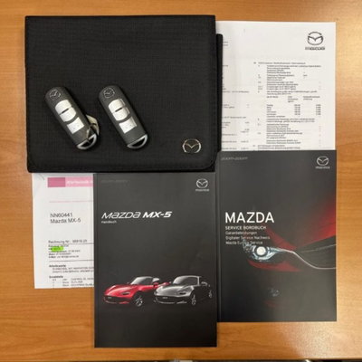 Mazda MX-5 1.5 Kazari 132cv (18)