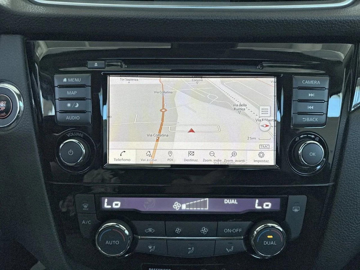 Nissan Qashqai 1.5 dCi 115 CV DCT N-Connecta (17)
