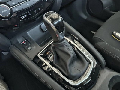 Nissan Qashqai 1.5 dCi 115 CV DCT N-Connecta (9)