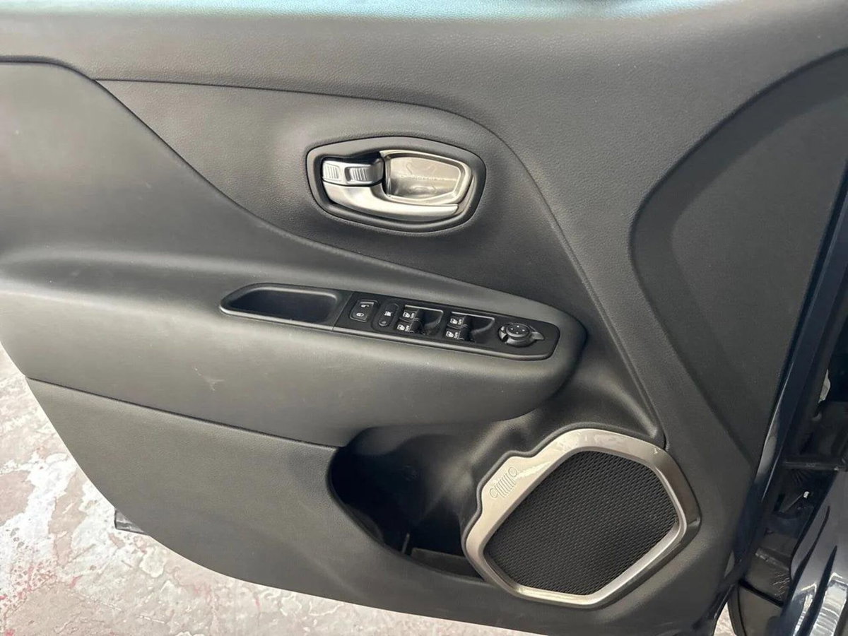 Jeep Renegade 1.6 mjt Limited 2wd 130cv (13)