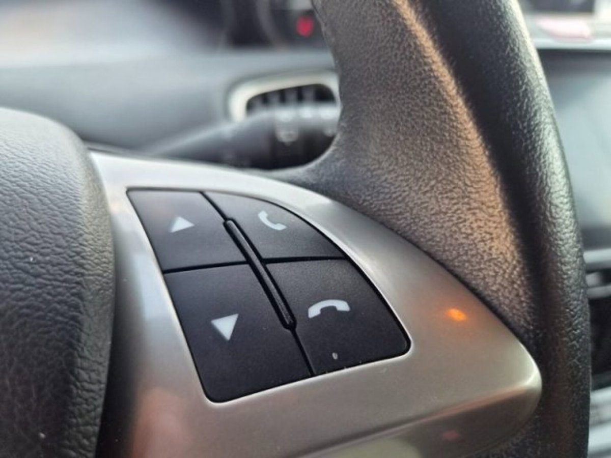 Lancia Ypsilon 1.0 FireFly 5 porte S&S Hybrid Gold Plus (8)