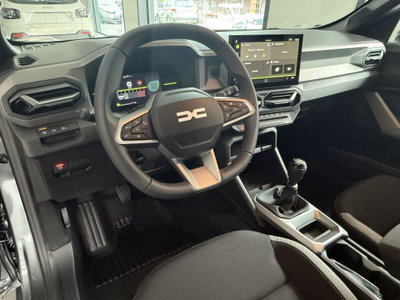 Dacia Duster 1.2 mild hybrid Journey 140cv (6)