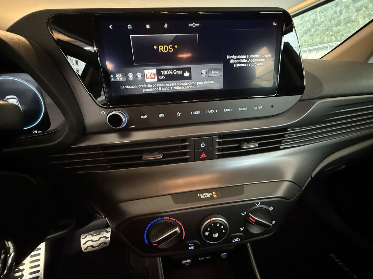 Hyundai Bayon 1.0 t-gdi Exellence 90cv dct (11)