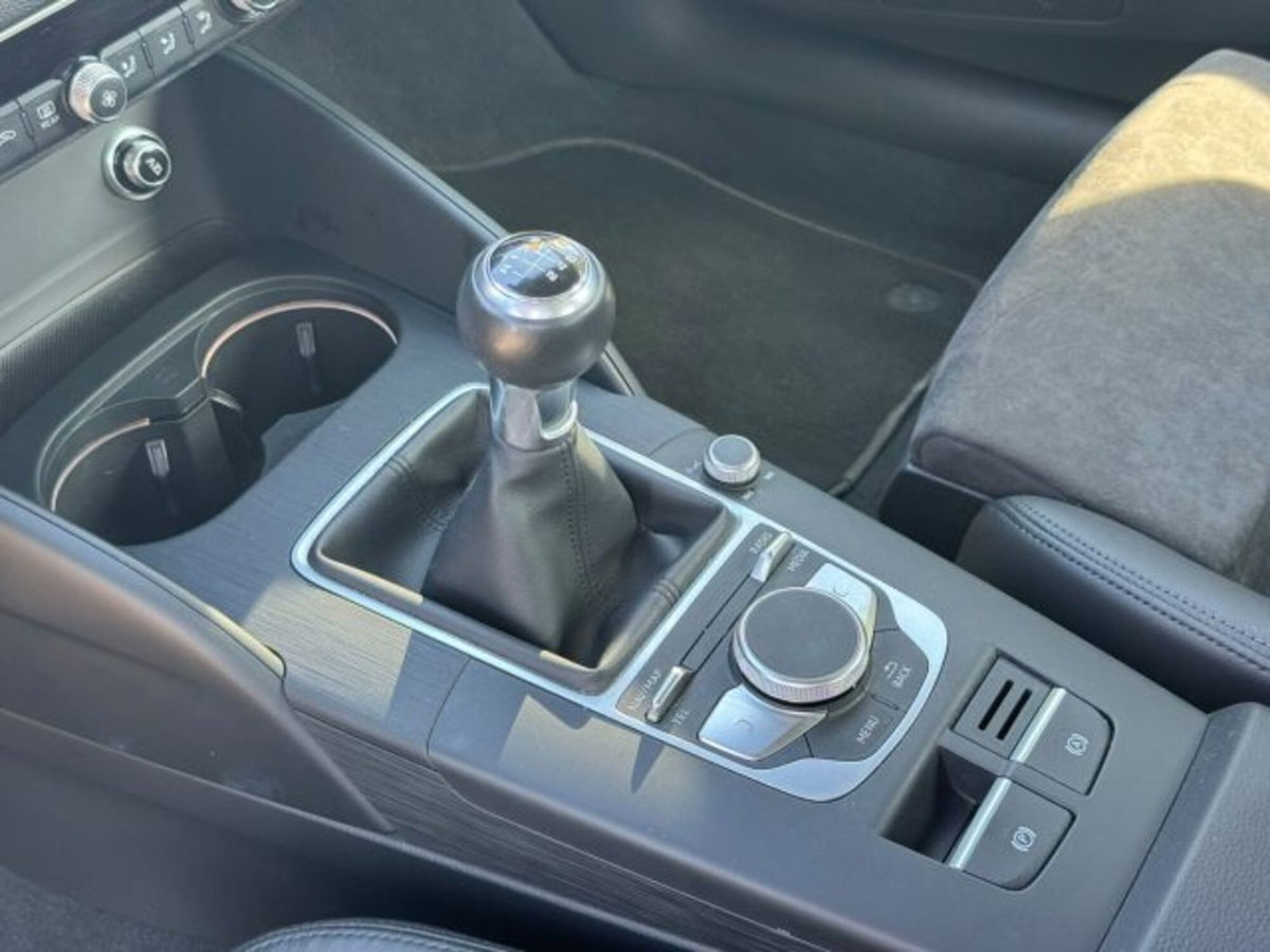 Audi A3 1.5 TFSI COD Sport (16)