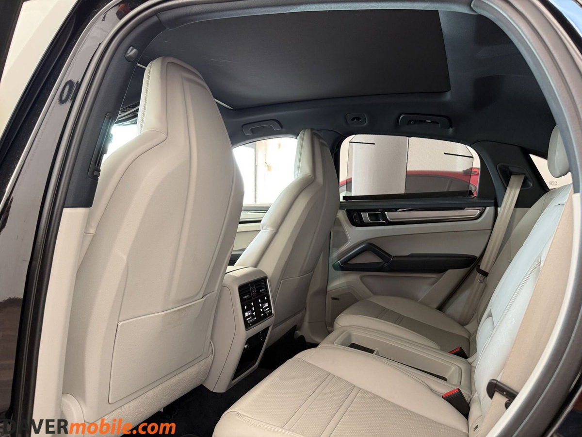 Porsche Cayenne 3.0 V6 Platinum Edition (7)