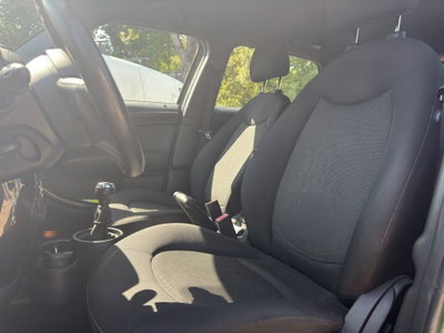 MINI Mini Countryman 1.6 Cooper D Countryman (11)