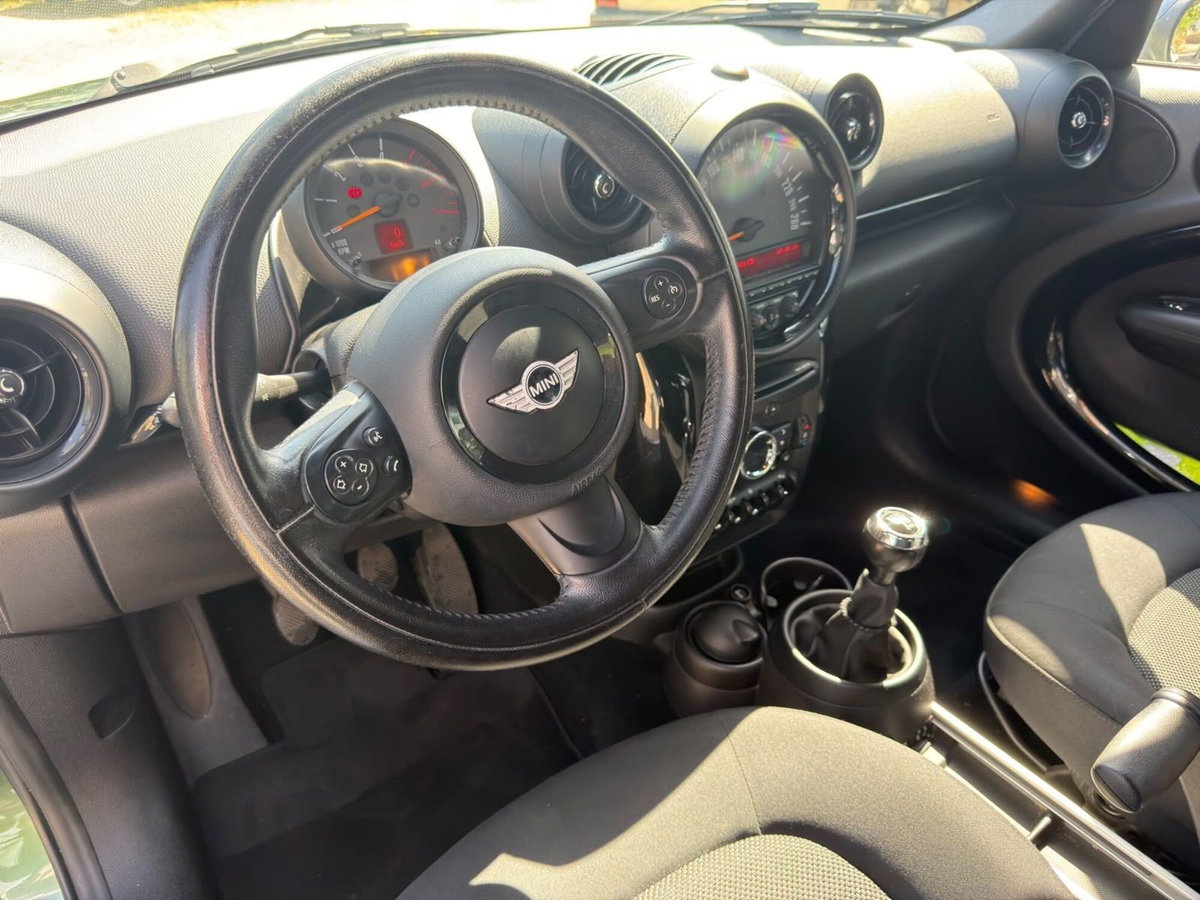 MINI Mini Countryman 1.6 Cooper D Countryman (8)