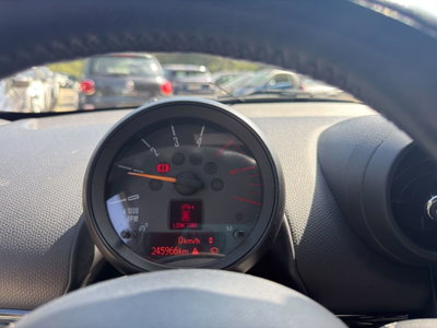 MINI Mini Countryman 1.6 Cooper D Countryman (9)