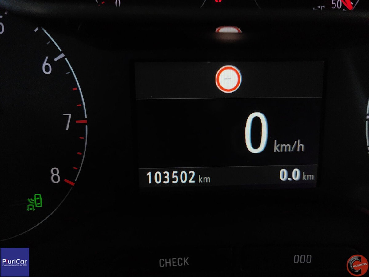 Opel Grandland X 1.5 diesel Ecotec Start&Stop Elegance (3)