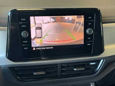 Volkswagen T-Roc 1.5 tsi Life dsg (10)