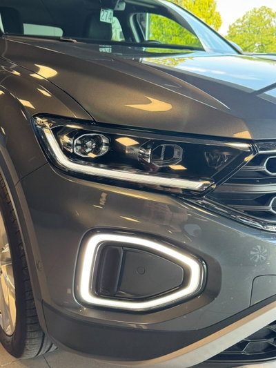 Volkswagen T-Roc 1.5 tsi Life dsg (15)