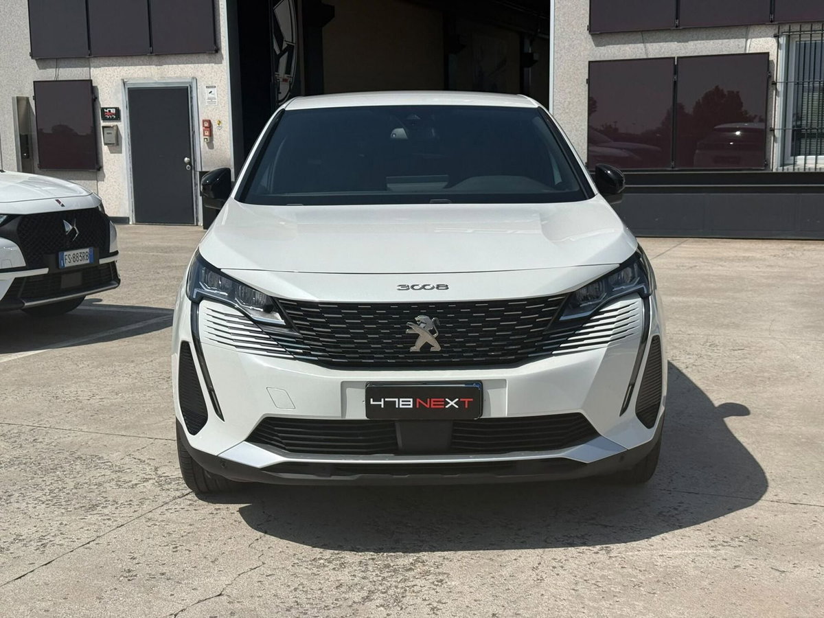 Peugeot 3008 Hybrid4 300 e-EAT8 Allure Pack (4)