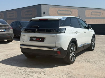 Peugeot 3008 Hybrid4 300 e-EAT8 Allure Pack (6)
