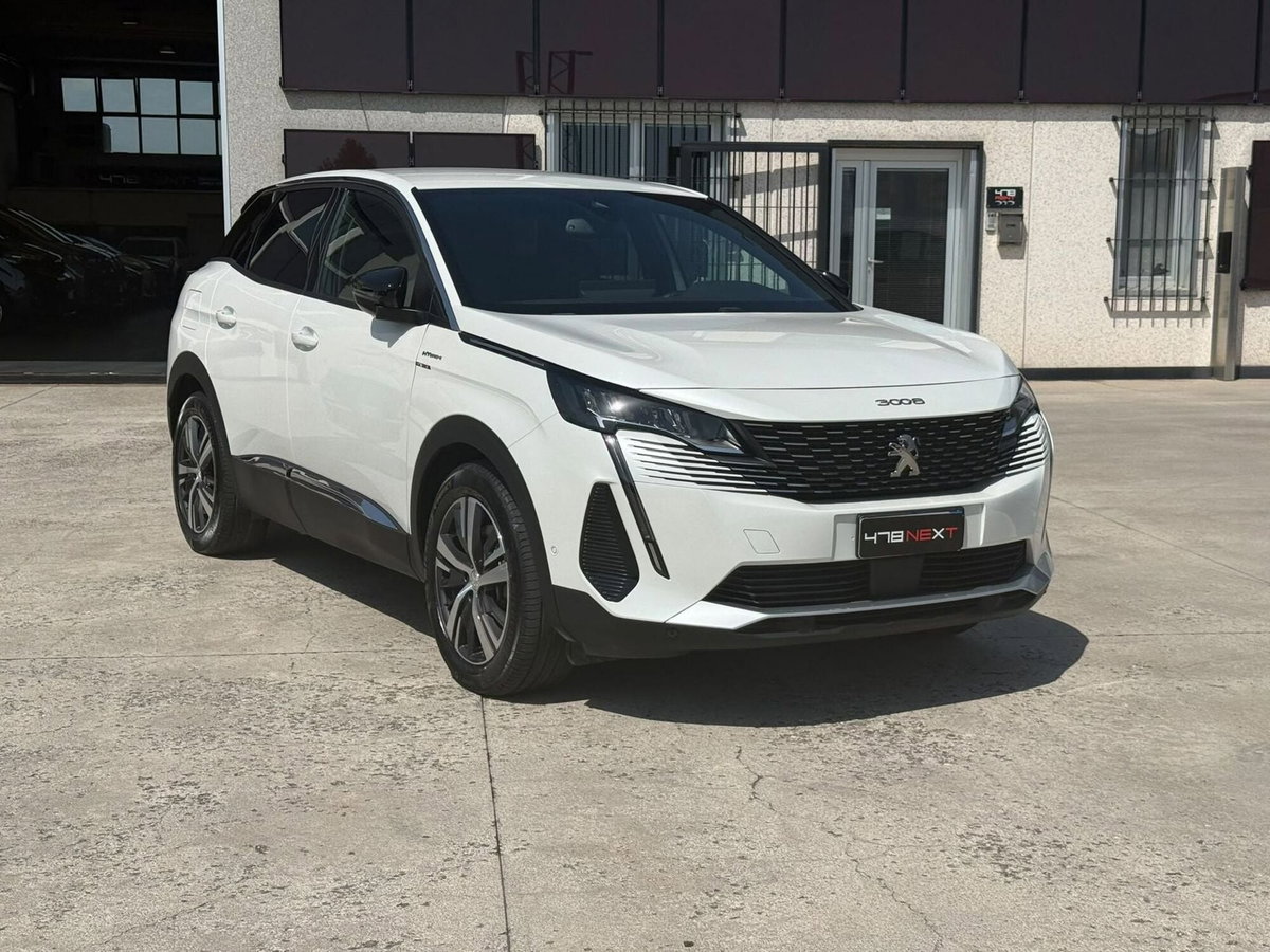 Peugeot 3008 Hybrid4 300 e-EAT8 Allure Pack (9)