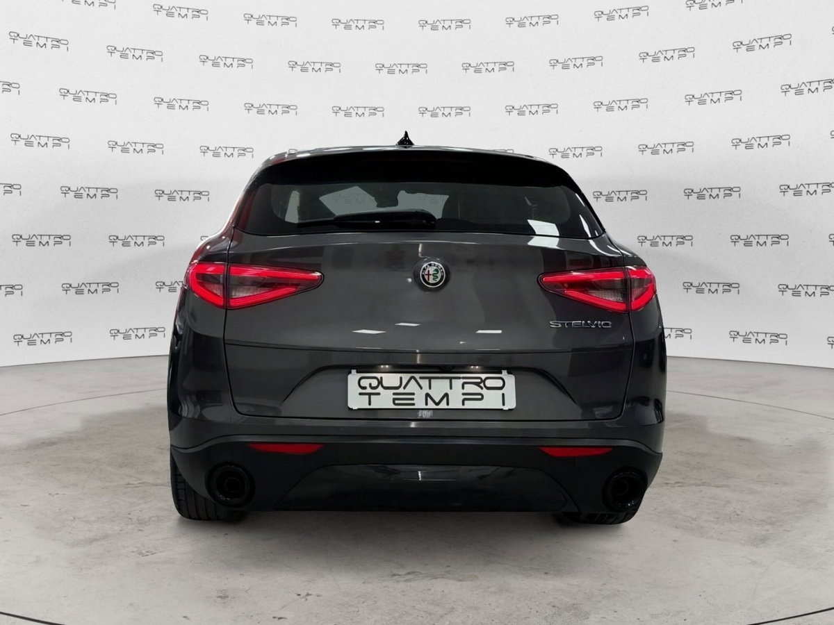 Alfa Romeo Stelvio Stelvio 2.2 Turbodiesel 160 CV AT8 RWD Super Business (4)