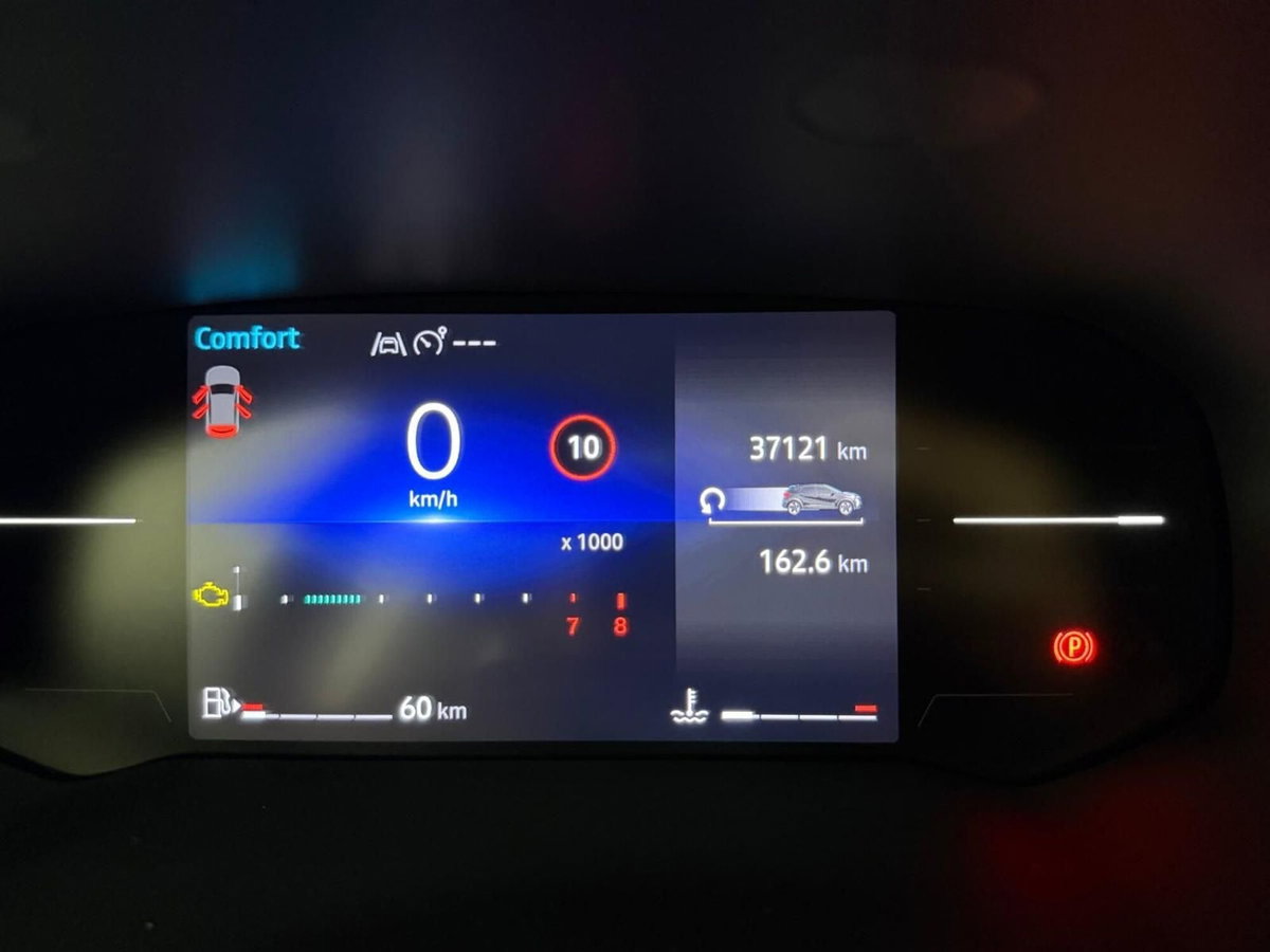 Renault Captur TCe 90 CV Techno (12)
