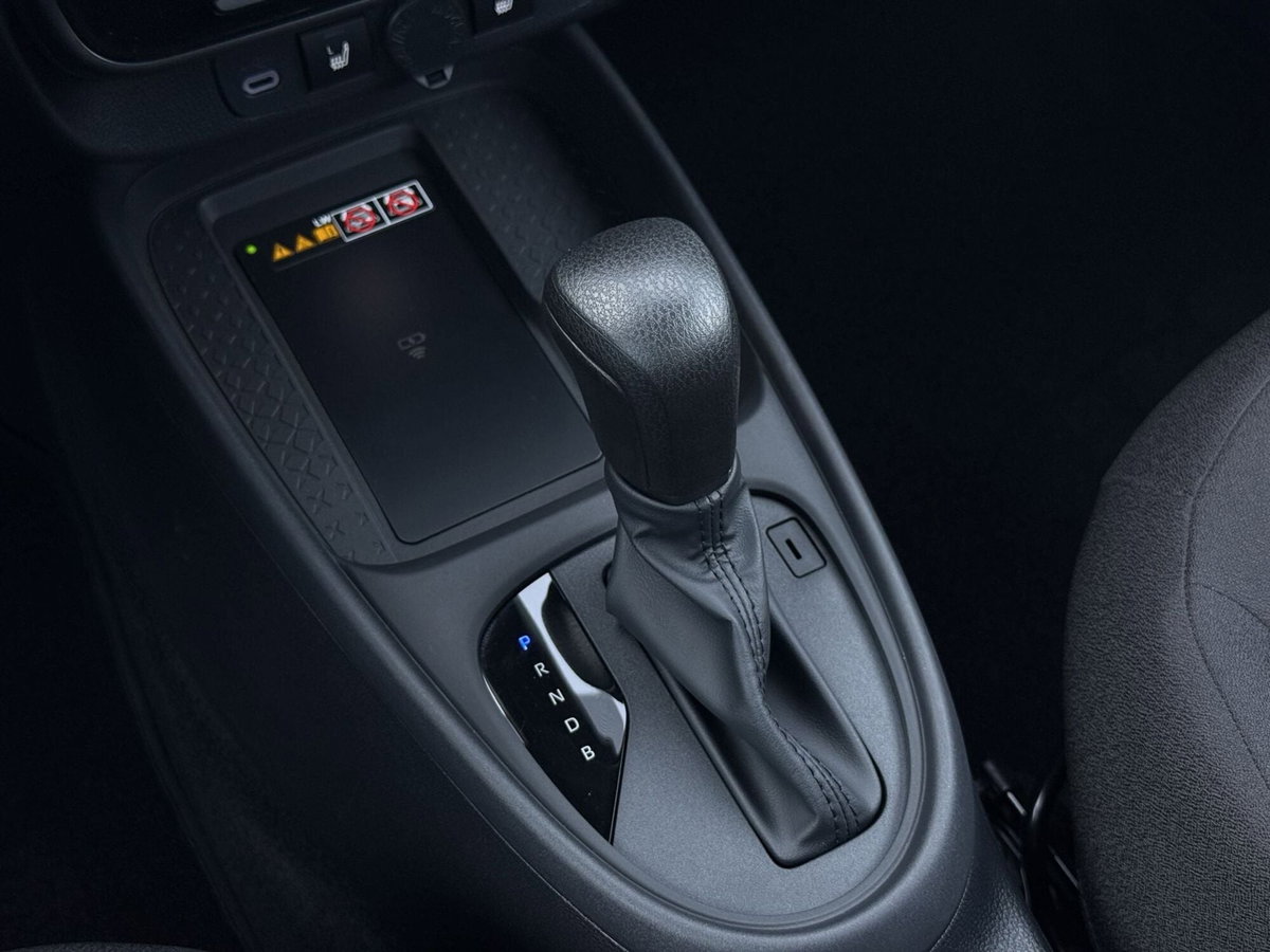 Toyota Aygo X 1.5 hybrid Icon e-cvt (10)