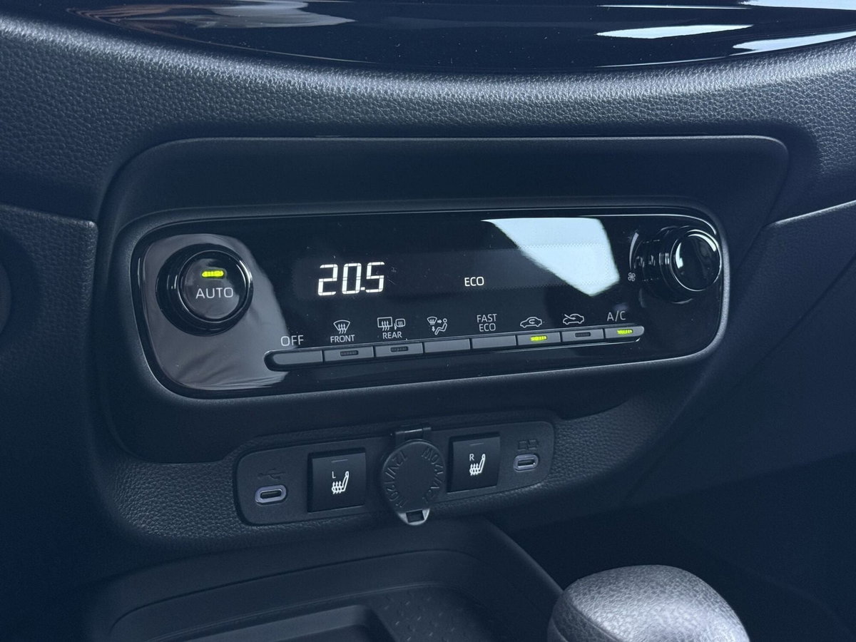 Toyota Aygo X 1.5 hybrid e-cvt (9)