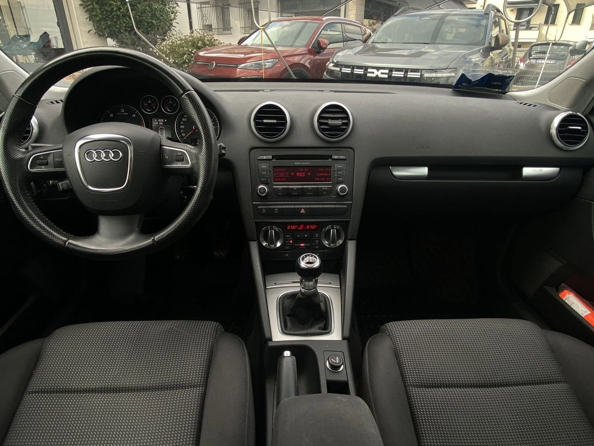 Audi A3 1.6 TDI Ambition (12)