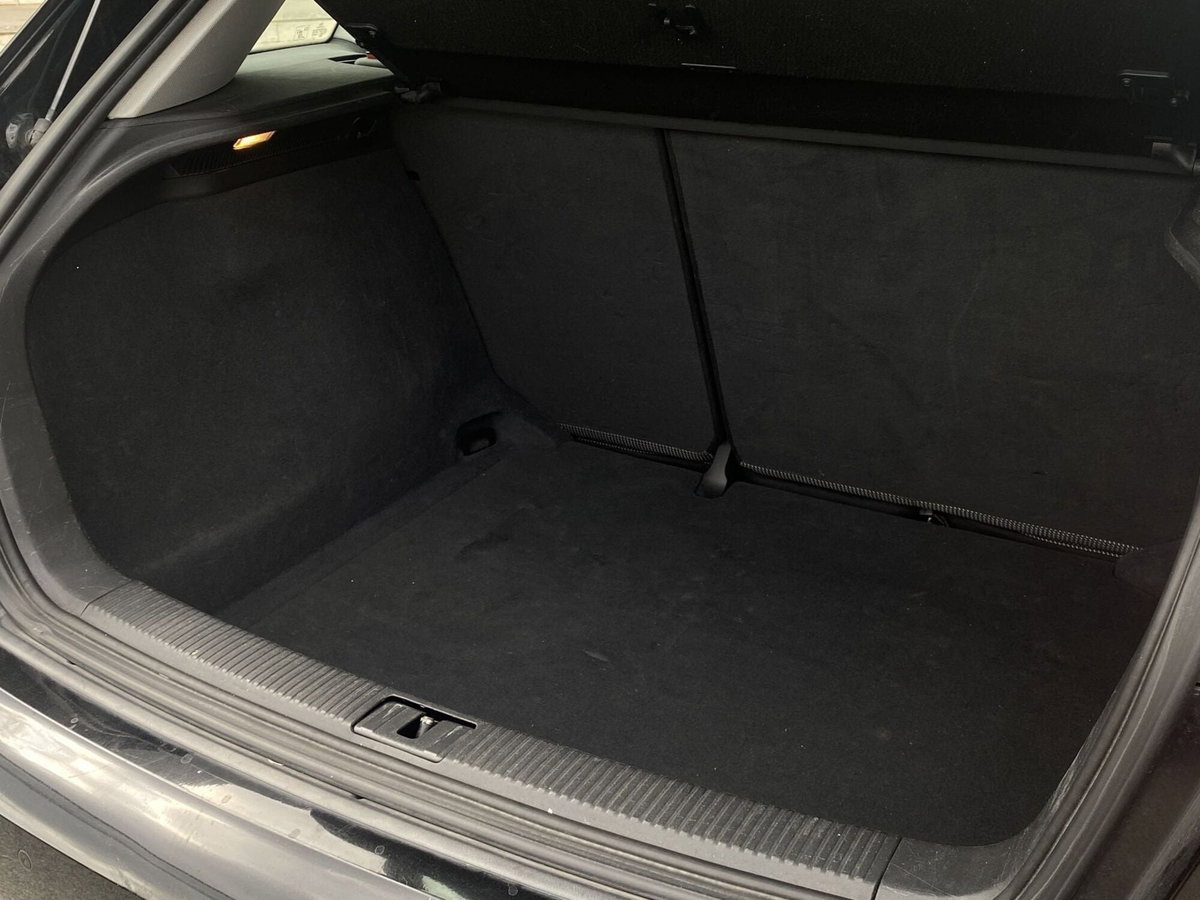 Audi A3 1.6 TDI Ambition (17)