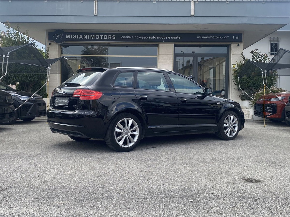 Audi A3 1.6 TDI Ambition (4)