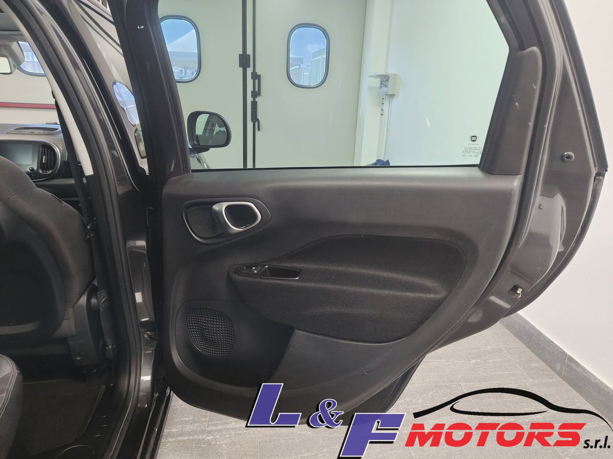 Fiat 500L 1.6 Multijet 120 CV Lounge (6)