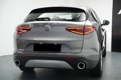 Alfa Romeo Stelvio Stelvio 2.0 Turbo 200 CV AT8 Q4 Super Business (3)