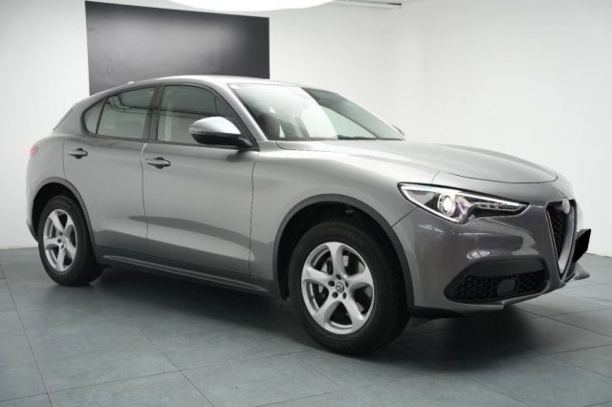 Alfa Romeo Stelvio Stelvio 2.0 Turbo 200 CV AT8 Q4 Super Business (6)