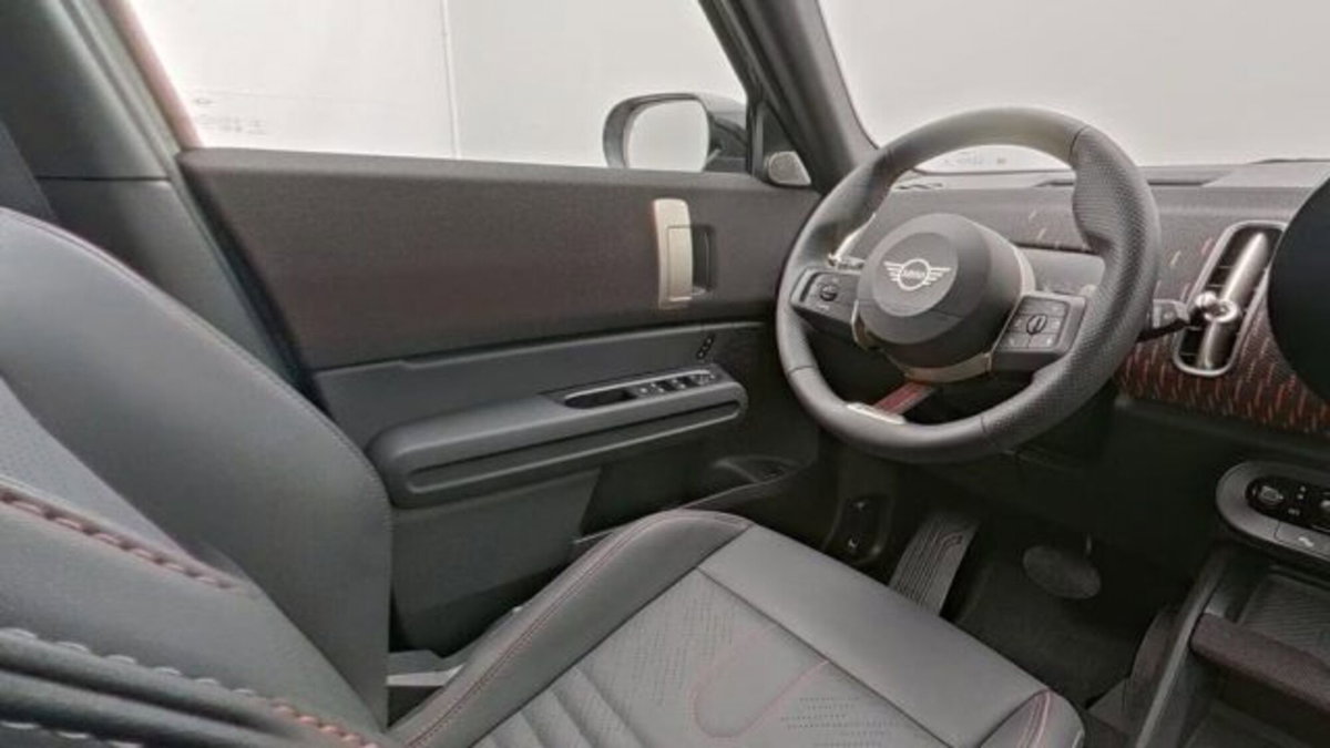 MINI Mini Countryman 1.5 48V C JCW auto (9)