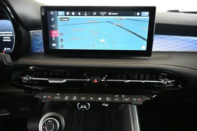 Alfa Romeo Tonale 1.3 phev Veloce Q4 280cv at6 (12)