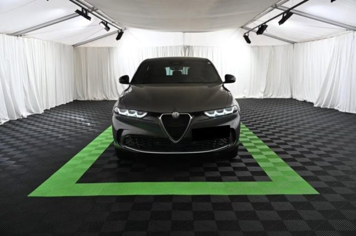 Alfa Romeo Tonale 1.3 phev Veloce Q4 280cv at6 (2)