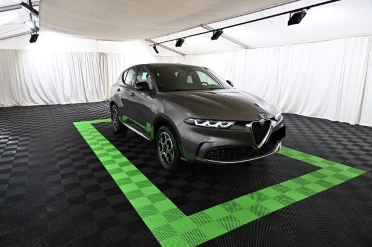 Alfa Romeo Tonale 1.3 phev Veloce Q4 280cv at6 (3)