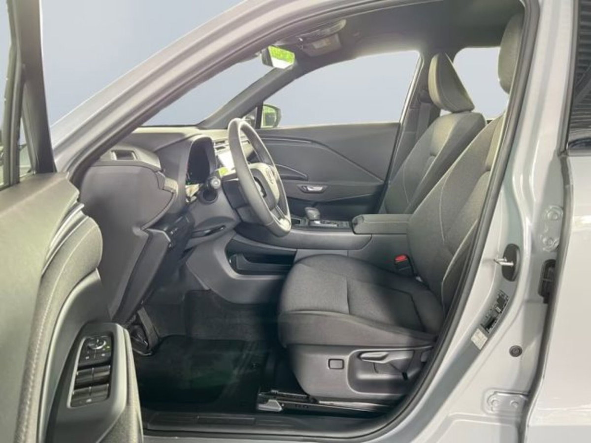 Lexus LBX 1.5 hybrid Relax 4wd (9)