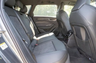Audi A6 Avant 2.0 e-hybrid S line edition quattro 299cv s-tronic (10)