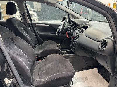 Fiat Punto 1.3 MJT II 75 CV 5 porte Lounge (5)