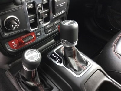 Jeep Wrangler 2.0 Turbo Rubicon (12)