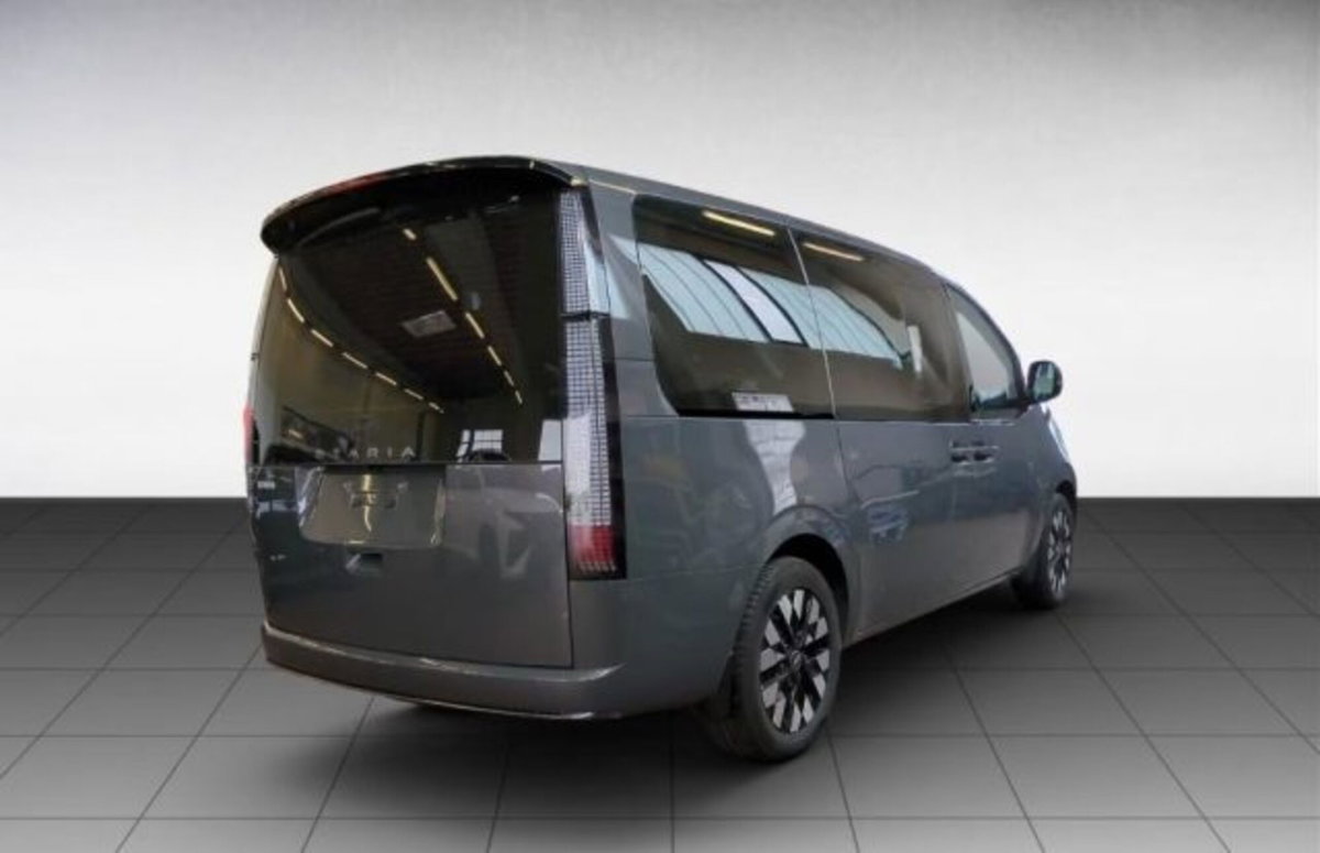 Hyundai Staria 1.6 hev Luxury 2wd auto (4)