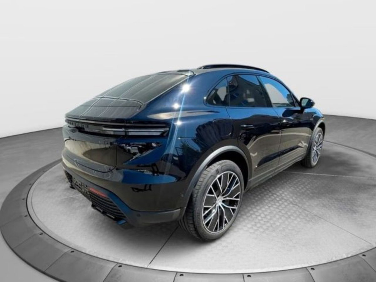 Porsche Macan 4 (4)