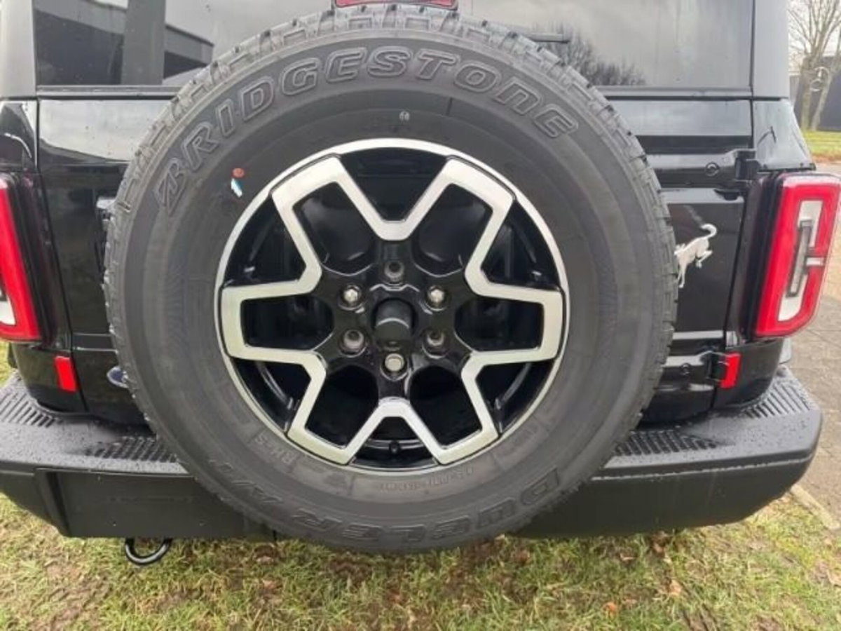 Ford Bronco 2.7 ecoboost V6 Outer Banks 4x4 335cv auto (13)