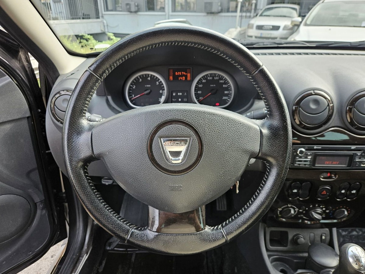 Dacia Duster 1.6 110CV 4x2 GPL Ambiance (13)