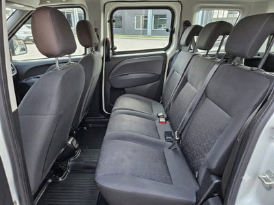 Fiat Doblò 1.3 MJT 16V Active (10)