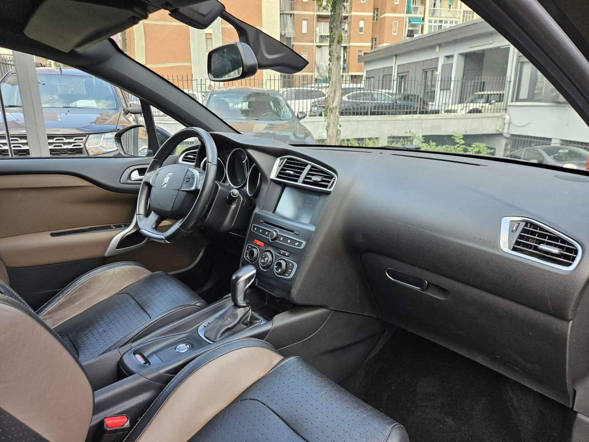 Ds DS 4 DS 4 Crossback THP 165 S&S EAT6 Sport Chic (17)