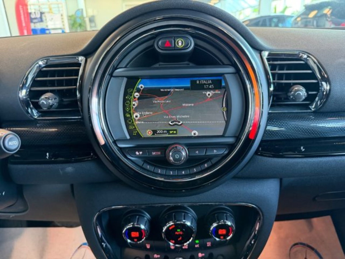 MINI Mini Clubman 2.0 Cooper D Hype Clubman (13)