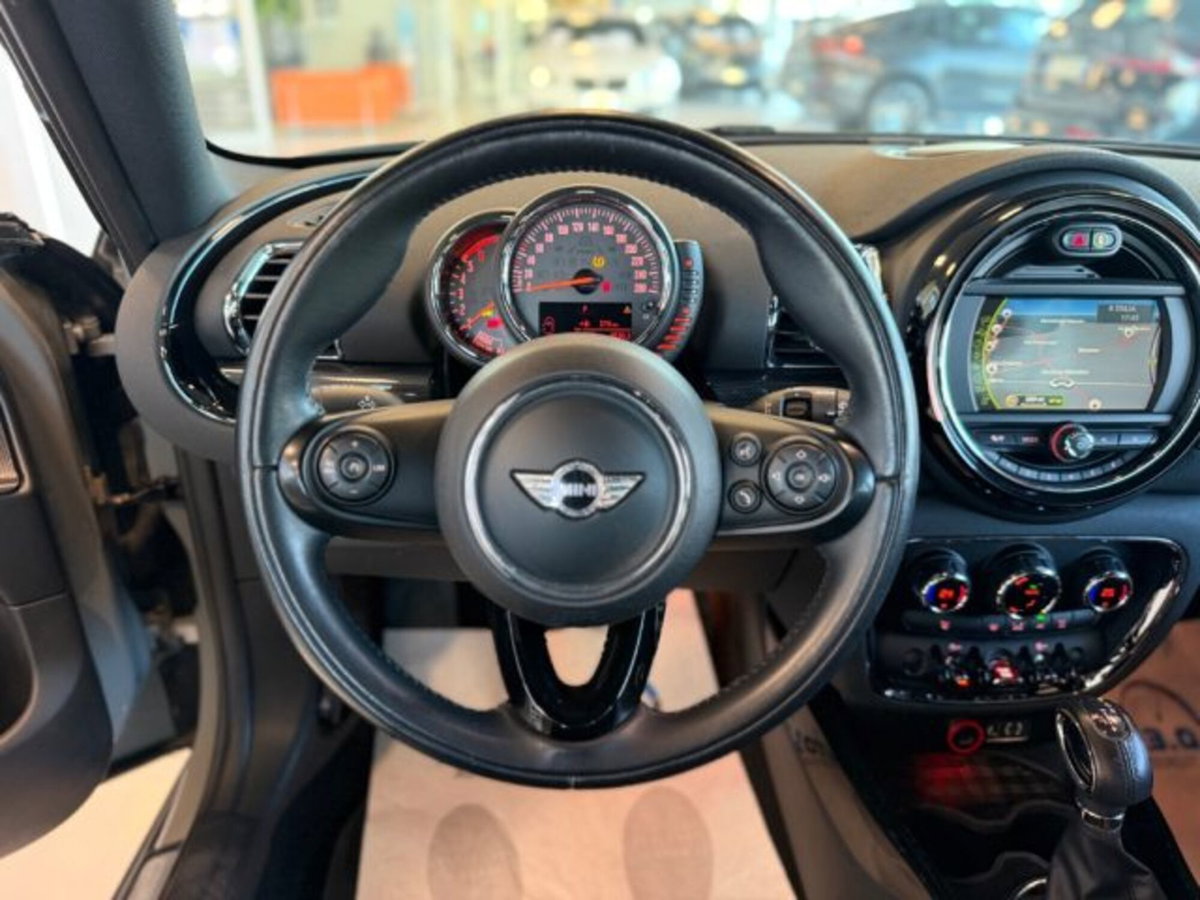 MINI Mini Clubman 2.0 Cooper D Hype Clubman (15)