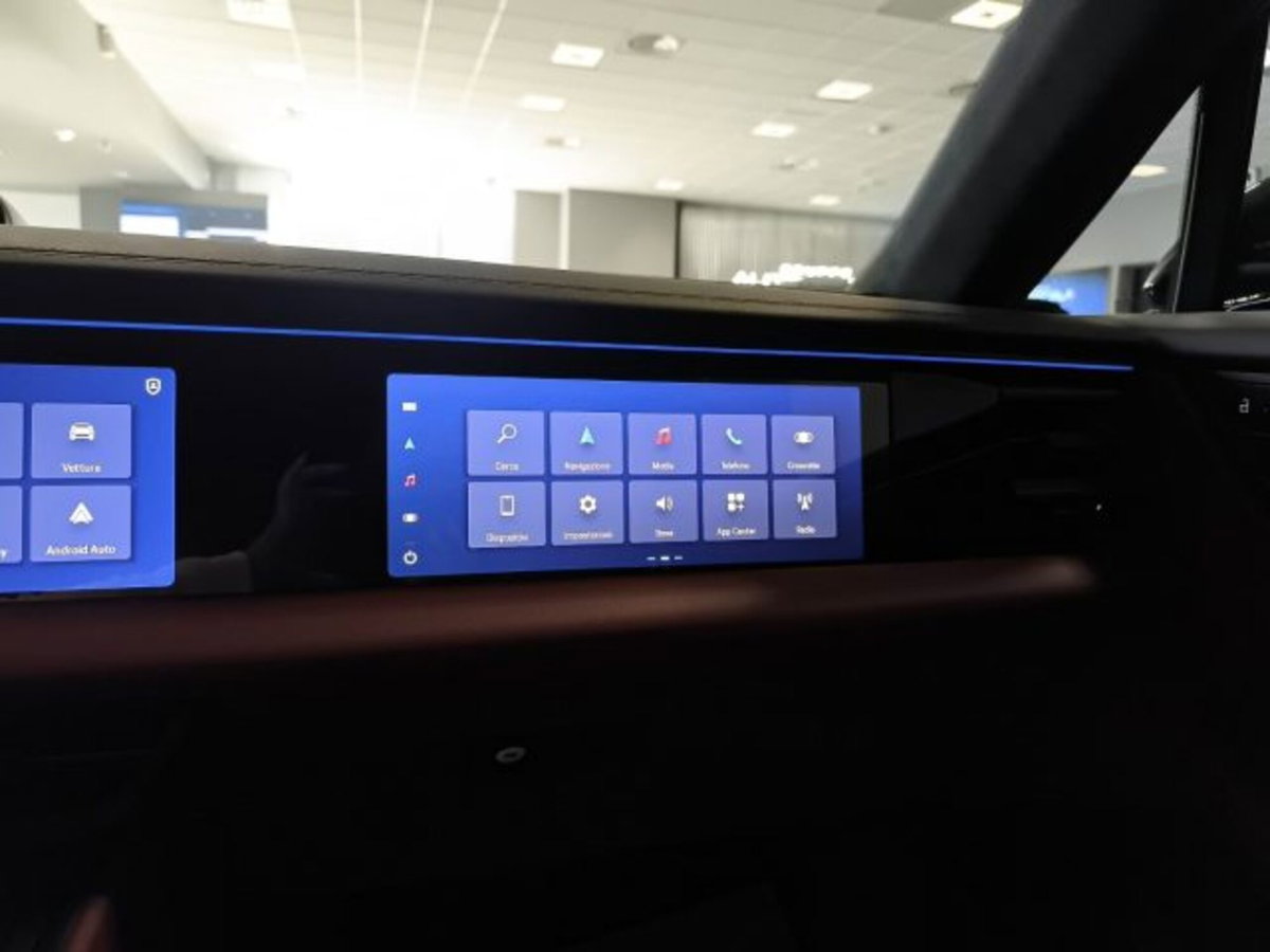 Porsche Macan Turbo (15)