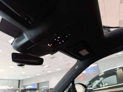 Porsche Macan Turbo (20)